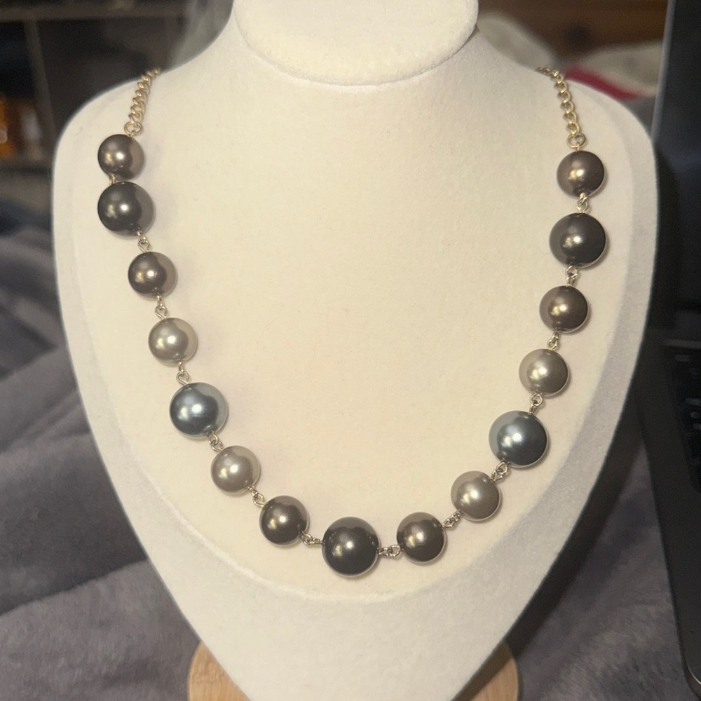 Vintage Sarah Coventry ‘Umber Tones’ faux pearl necklace
